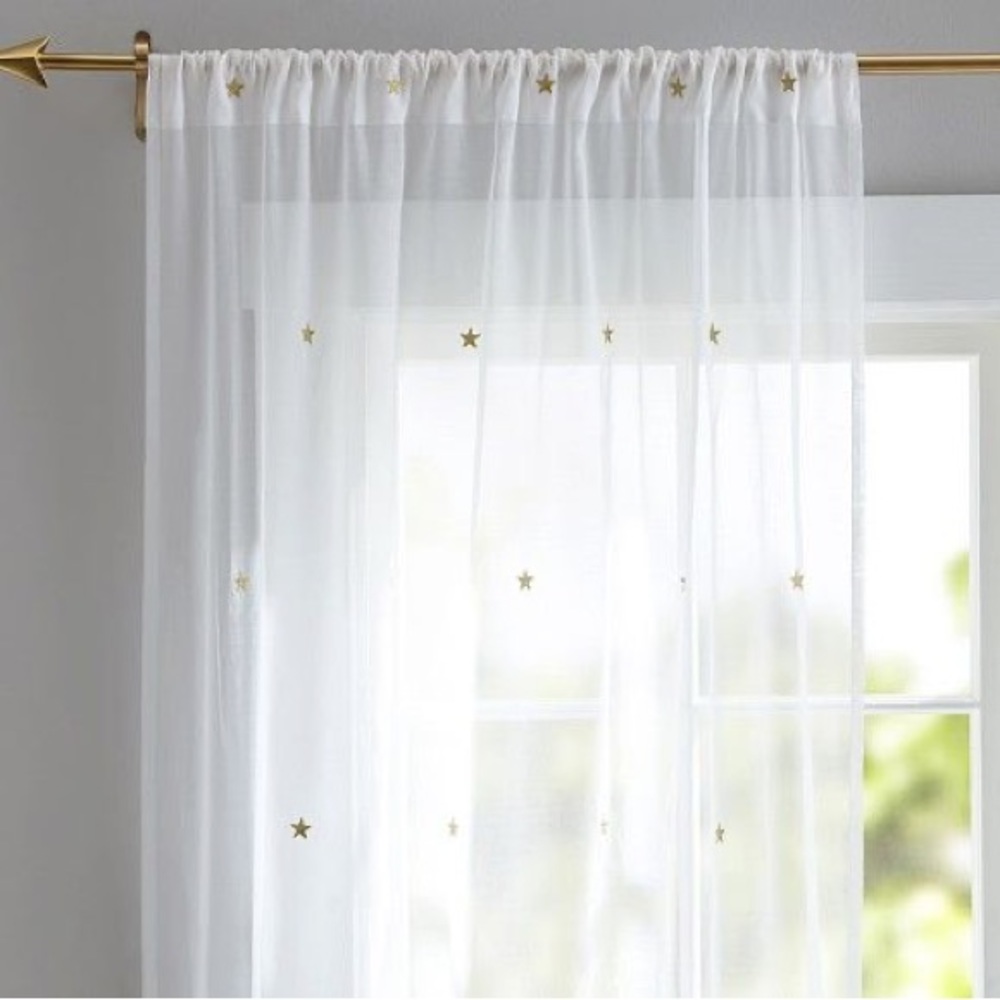 Pottery Barn star embroidered curtain (1)